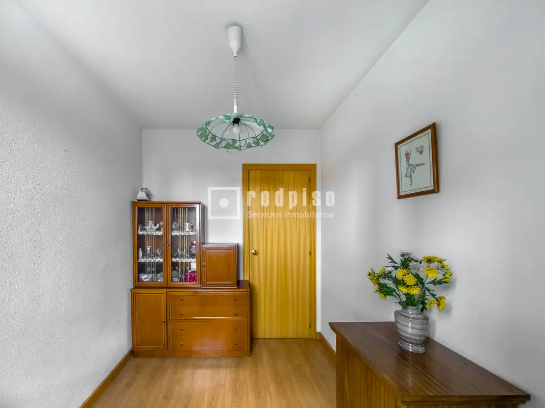 Bedroom of Flat for sale in Madrid  with Air Conditioner and Heating