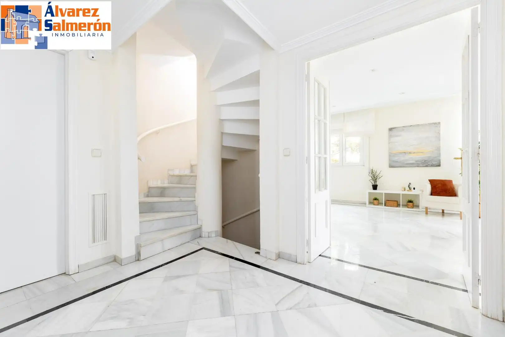Houses for sale in Granada  with Air Conditioner, Private garden and Terrace