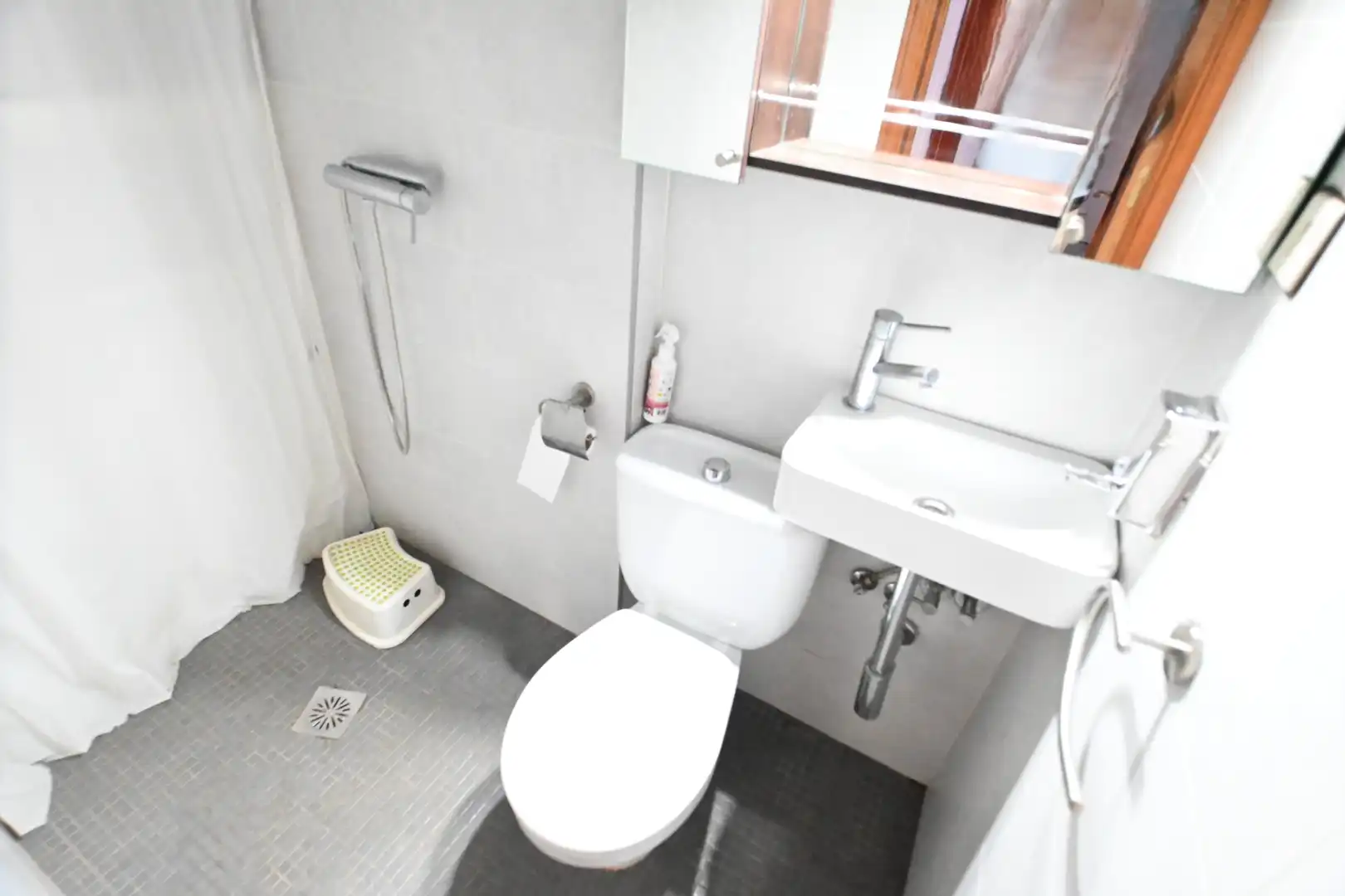 Baño de Casa adosada en venta en Churriana de la Vega con Aire acondicionado, Terraza y Trastero