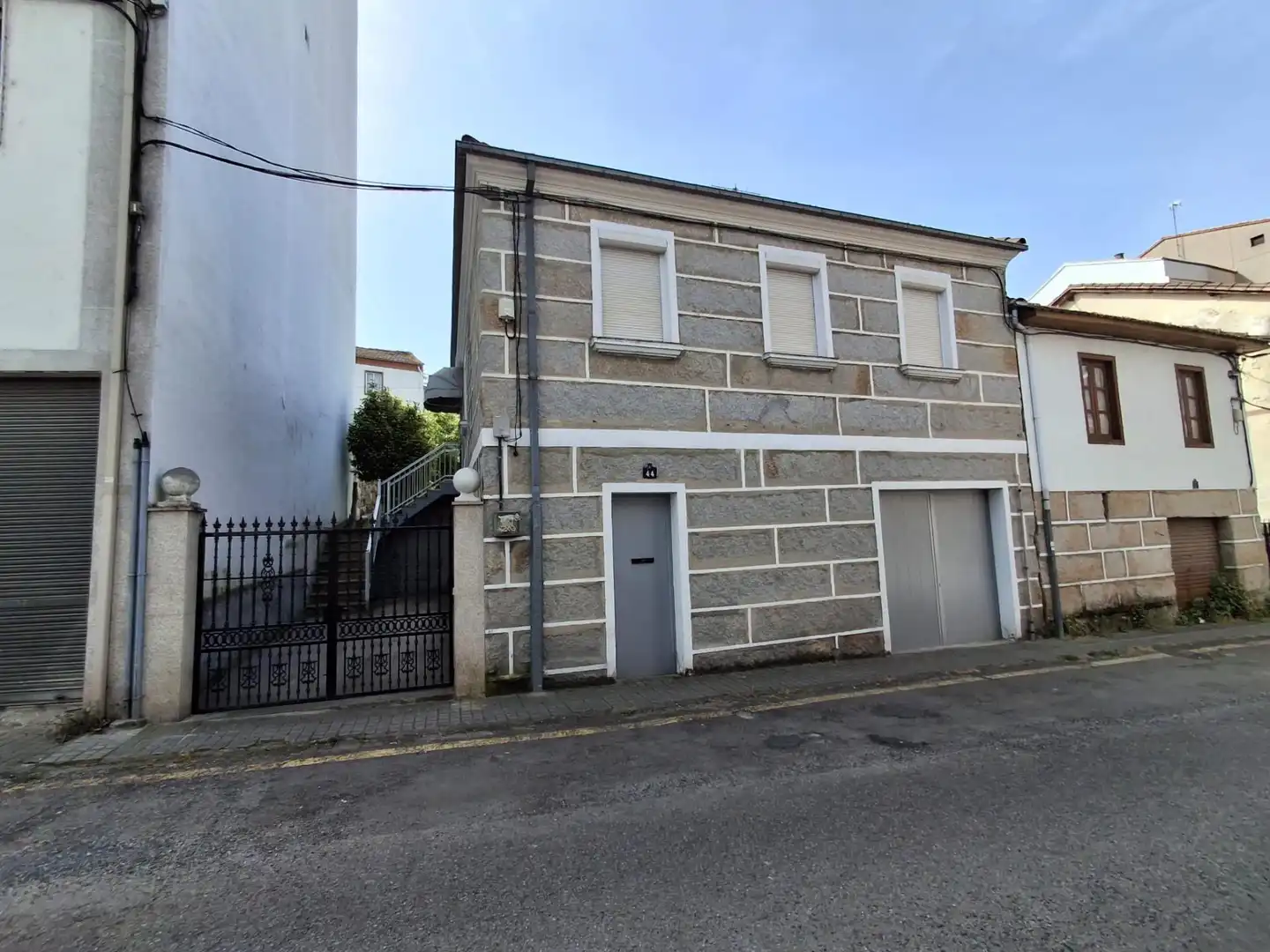 Vista exterior de Casa o xalet en venda en Ourense Capital  amb Moblat