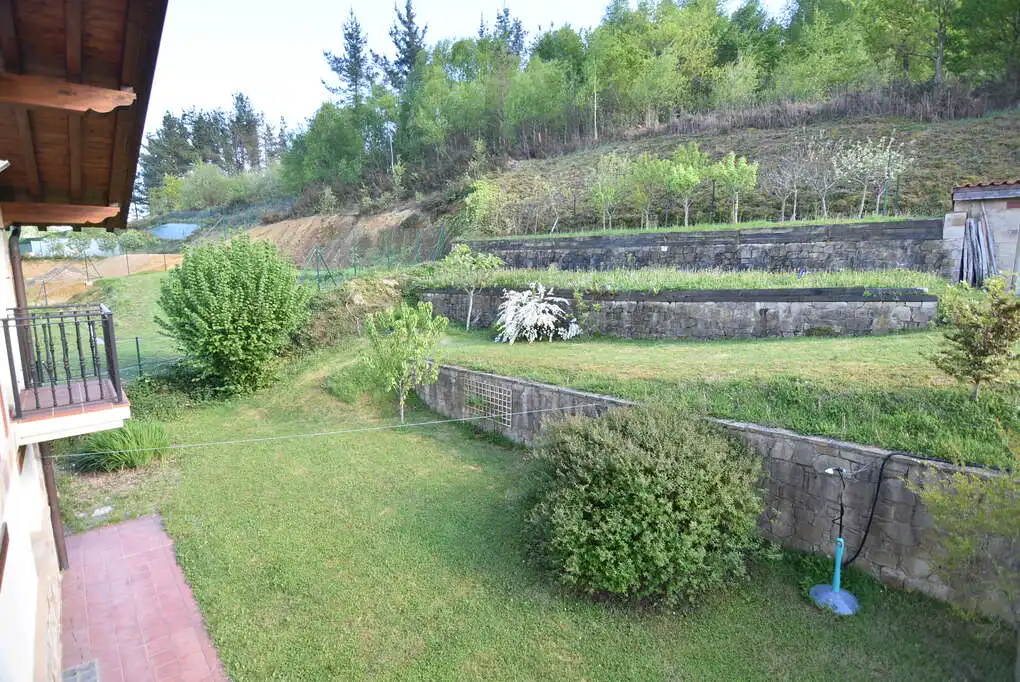 Jardí de Casa o xalet en venda en Ermua amb Calefacció, Jardí privat i Terrassa
