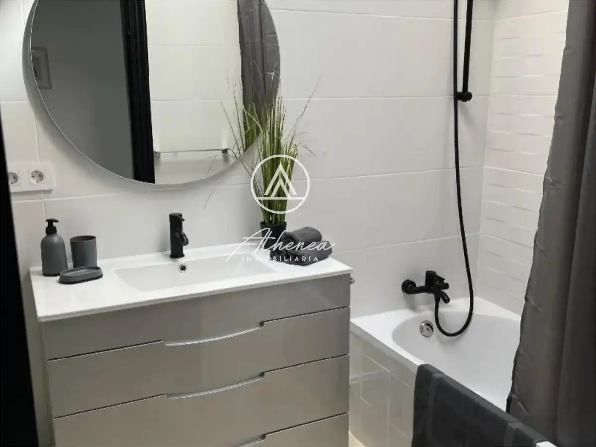 Baño de Casa o chalet en venta en Roquetas de Mar con Aire acondicionado, Calefacción y Jardín privado