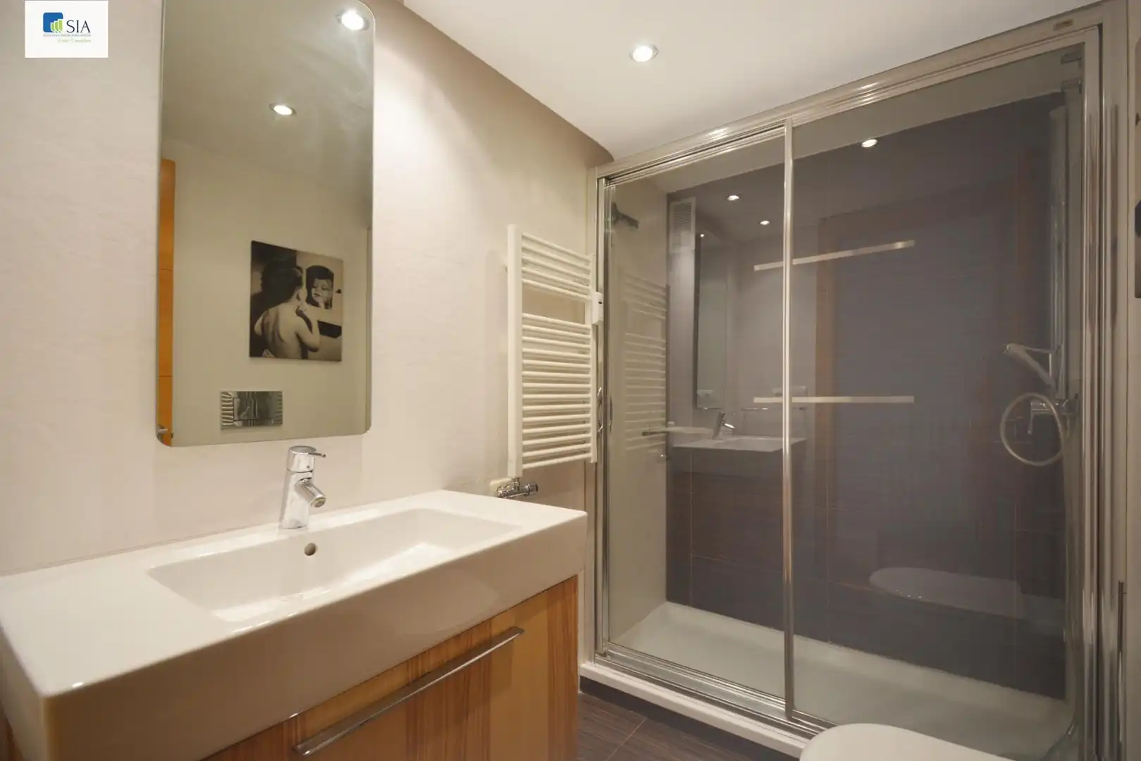 Baño de Piso de alquiler en Zaragoza con Aire acondicionado, Calefacción y Amueblado