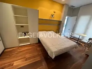Dormitori de Àtic de lloguer en Valencia amb Aire condicionat, Calefacció i Parquet