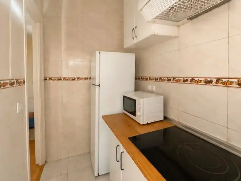 Kitchen of Flat for sale in Madrid  with Heating, Furnished and Washing machine
