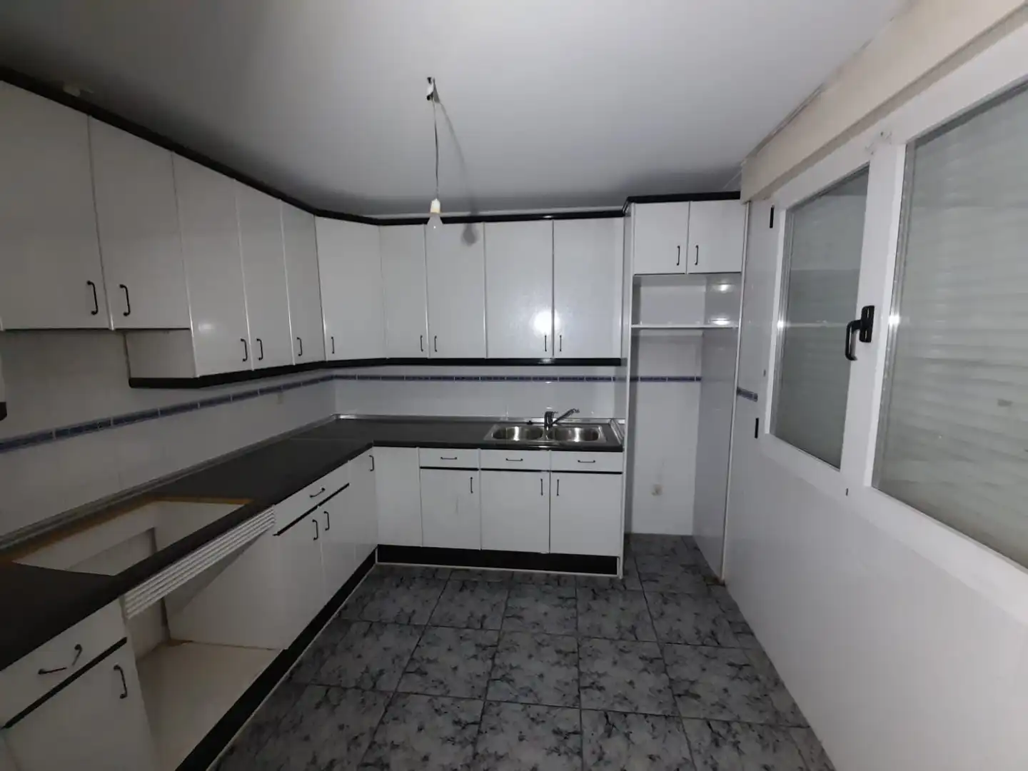 Kitchen of Flat for sale in Cuéllar  with Heating