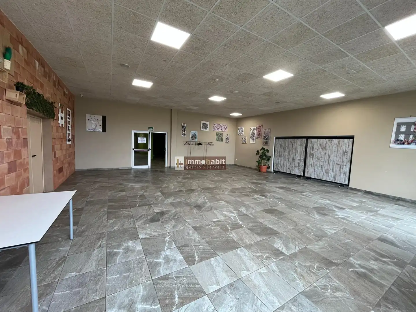 Local en venta en Puigverd de Lleida con Aire acondicionado