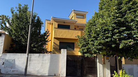 Foto 2 de Casa o chalet en venta en Calle Gredos, 118, Altos de la Zubia, La Zubia