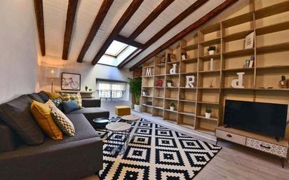 Living room of Duplex for sale in  Madrid Capital  with Air Conditioner, Heating and Balcony