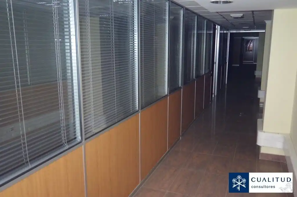 Local comercial de lloguer a Centro