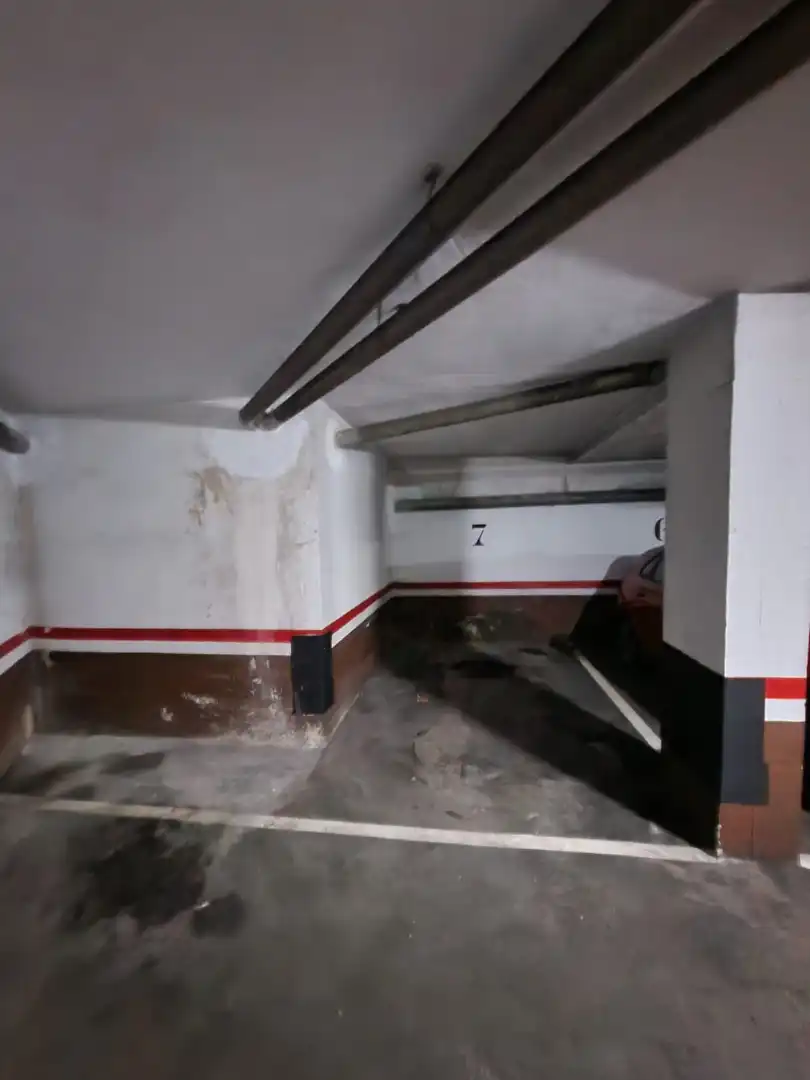 Einzelparkplatz mit Aufzug zum Verkauf in Felipe Uhagón Alkatearen Kalea 9, imagen 5