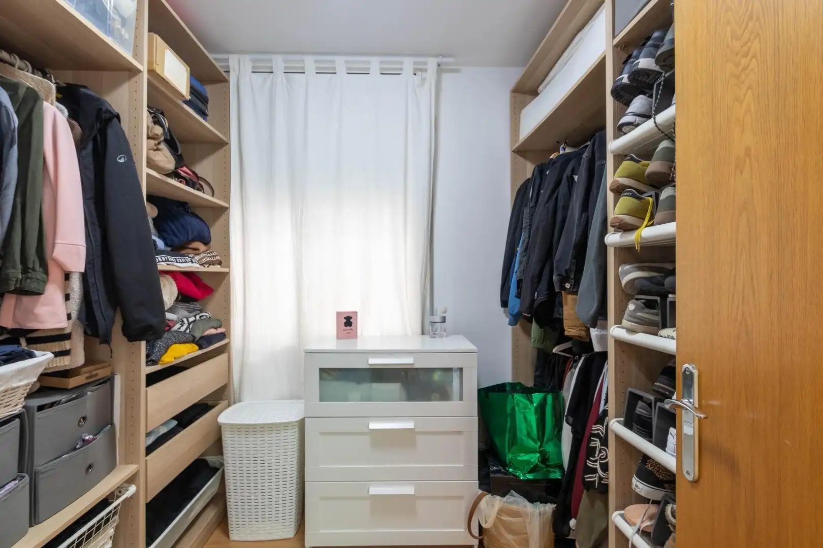 Habitación de Piso en venta en Terrassa con Aire acondicionado, Calefacción y Parquet