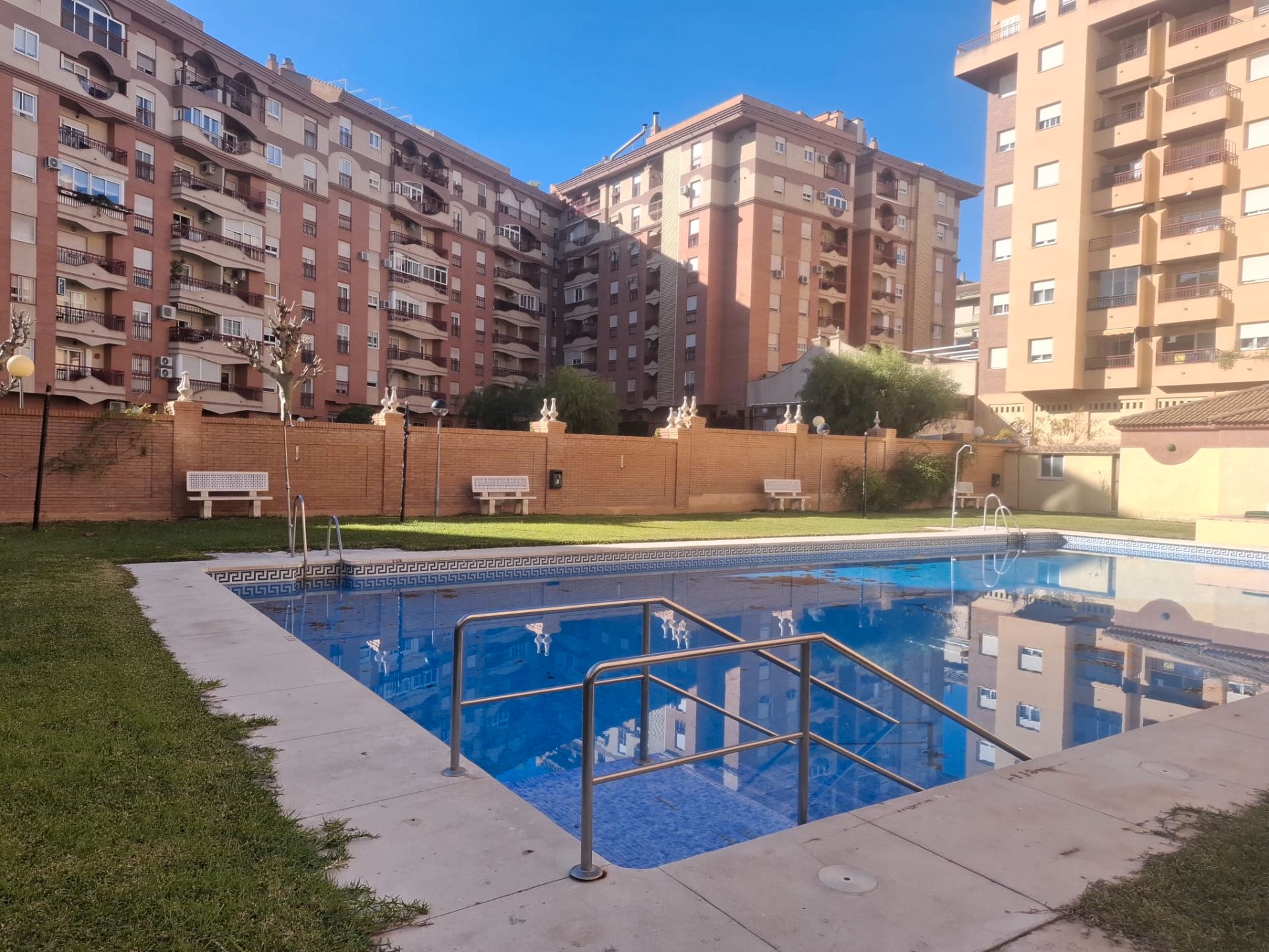 Pis en venda a Calle Manuel Caballero Venzalá, 22, Renfe - Bulevar 1ª y 2ª Fase