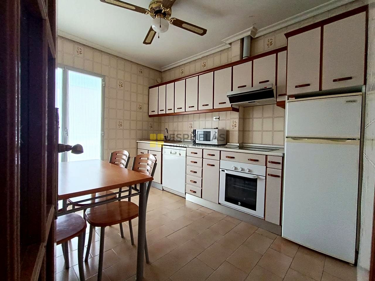 Piso en venta en De Benidorm, 28, Arnedo
