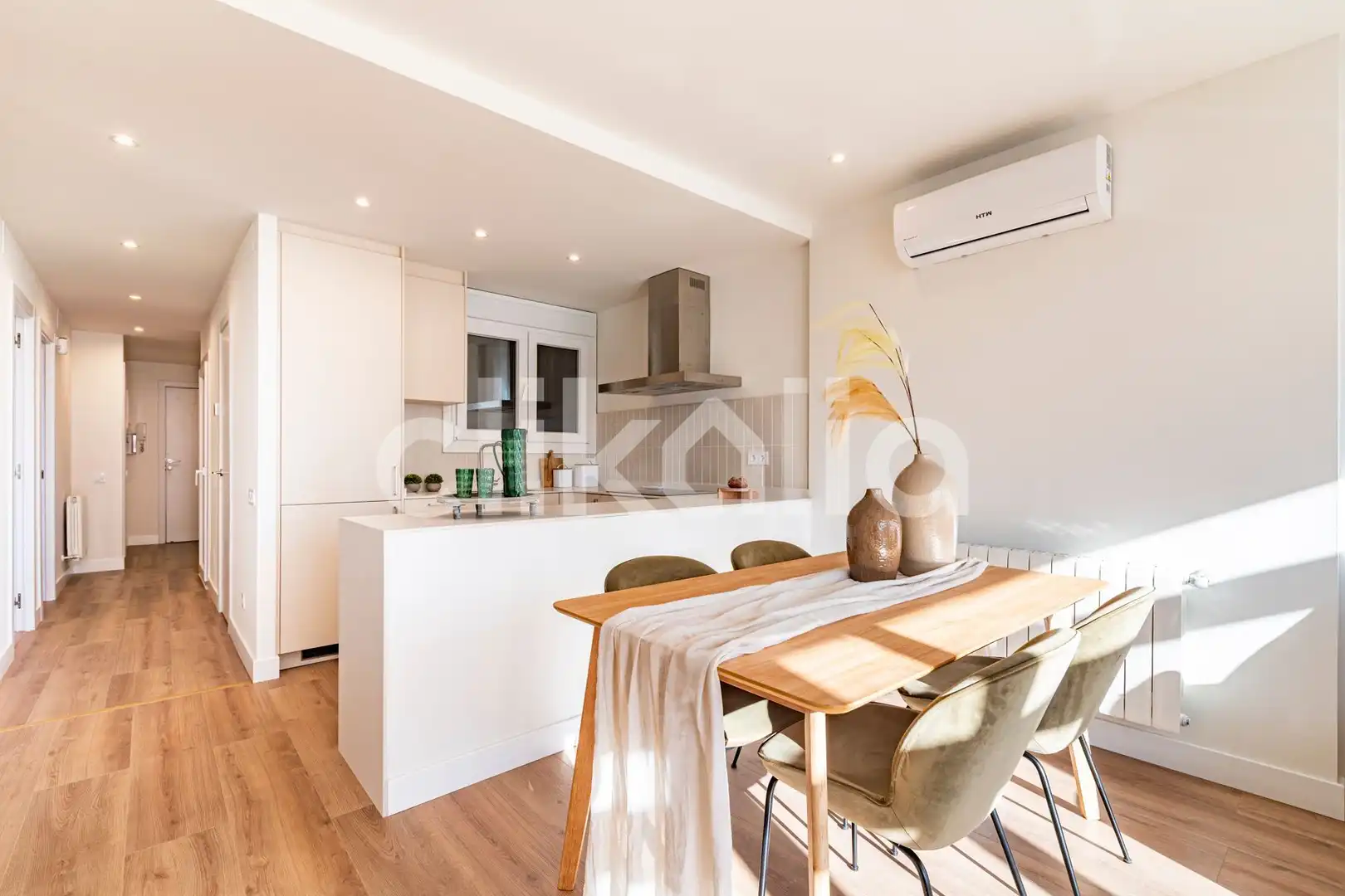 Cocina de Piso en venta en Barcelona con Aire acondicionado, Calefacción y Terraza