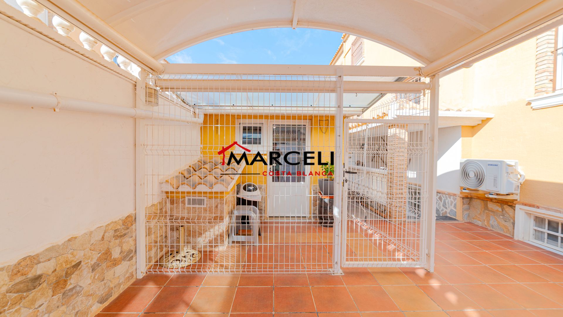 Jardí de Casa adosada en venda en Rojales amb Aire condicionat, Calefacció i Jardí privat