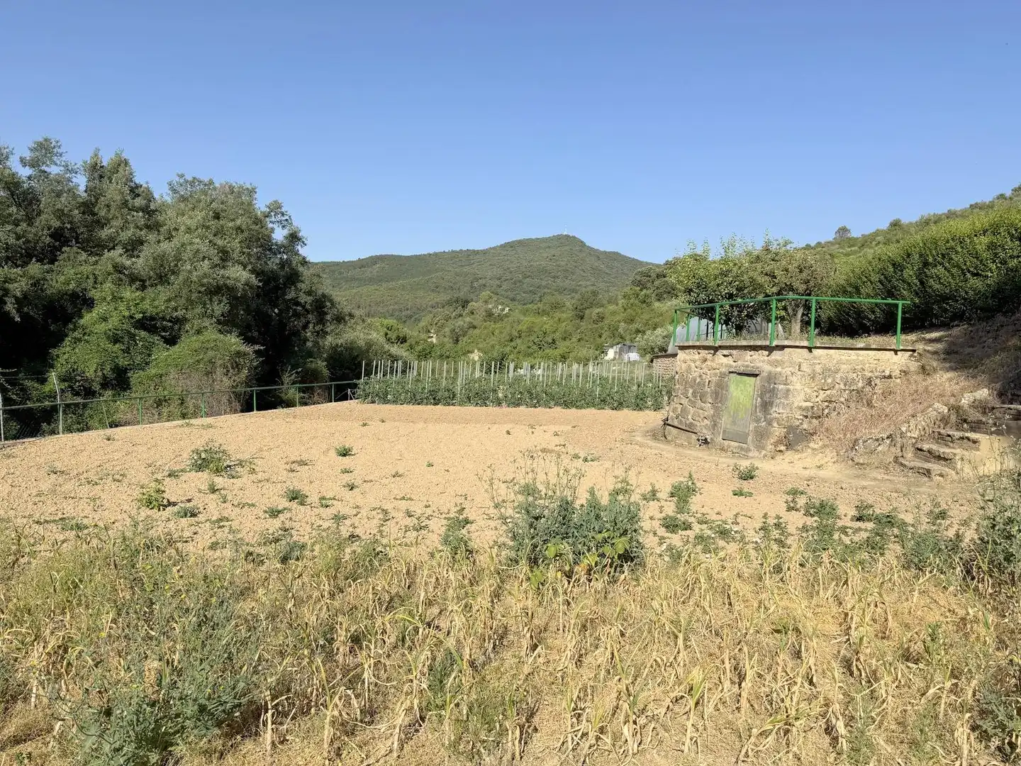 Country homes for sale in Valle de Yerri / Deierri  with Private garden and Swimming Pool