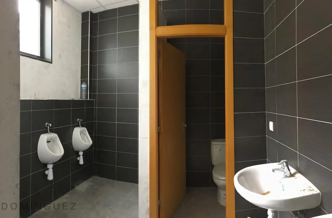 Bathroom of Industrial buildings for sale in Vigo 