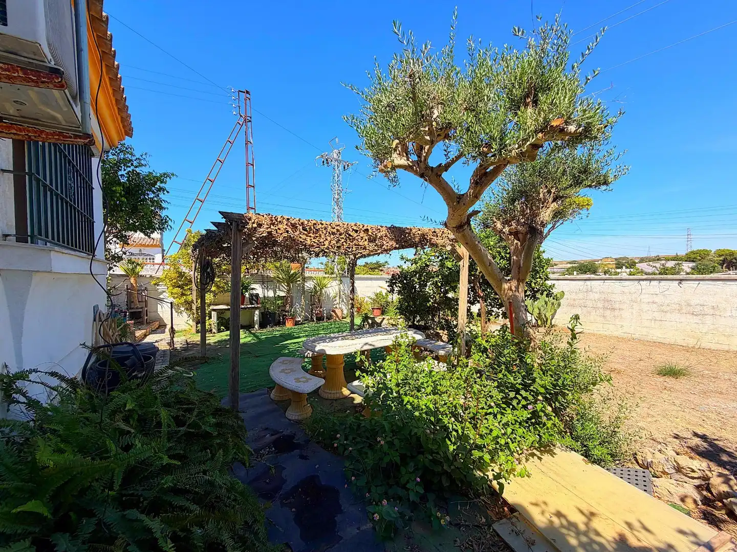 Chalet con jardín en venta en Calle TRANSFORMADOR DEL, imagen 2