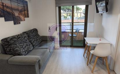 Sala d'estar de Apartament en venda en Castell-Platja d'Aro amb Aire condicionat i Piscina