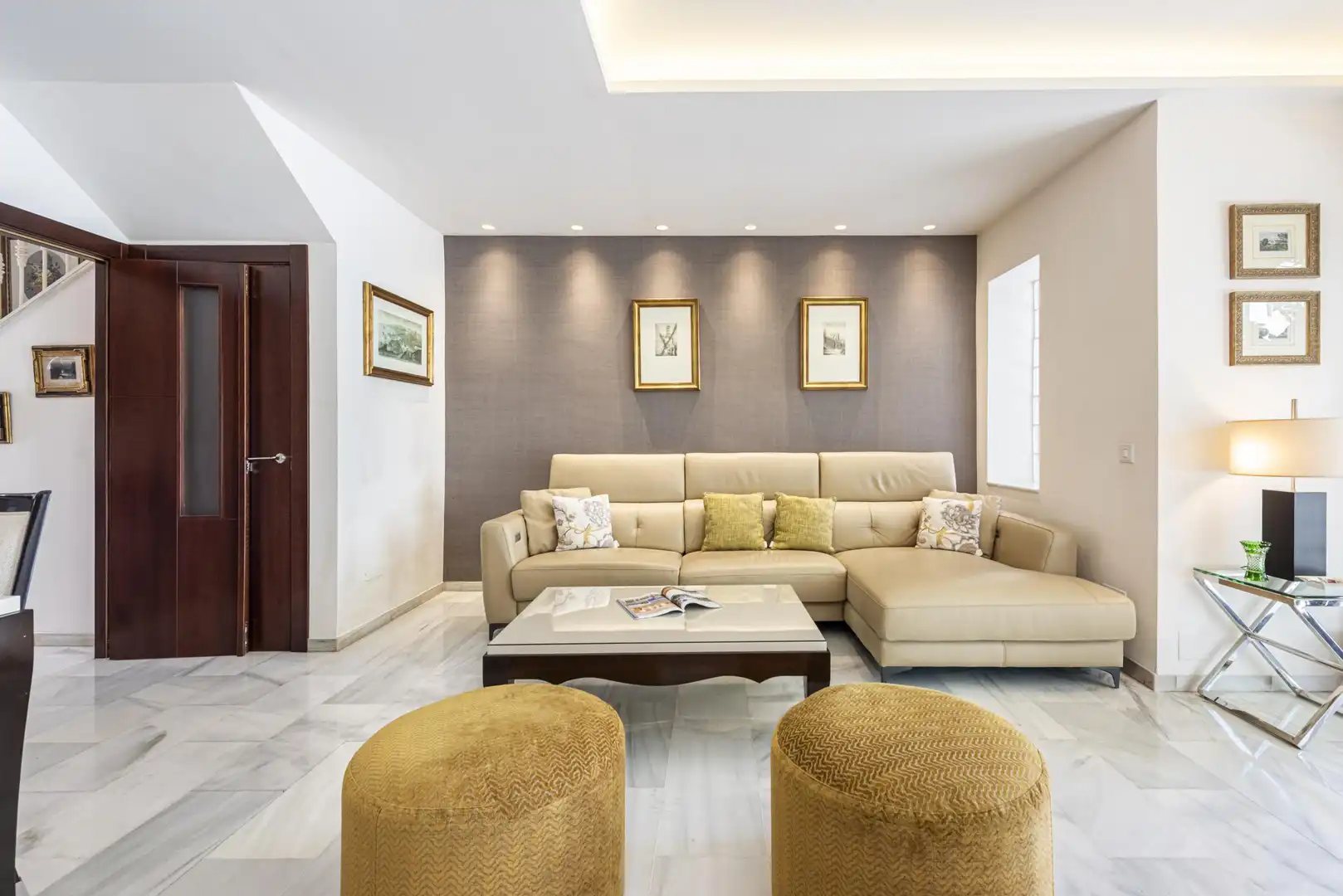 Living room of Detached homes for sale in Marbella  with Private garden, Terrace and Furnished
