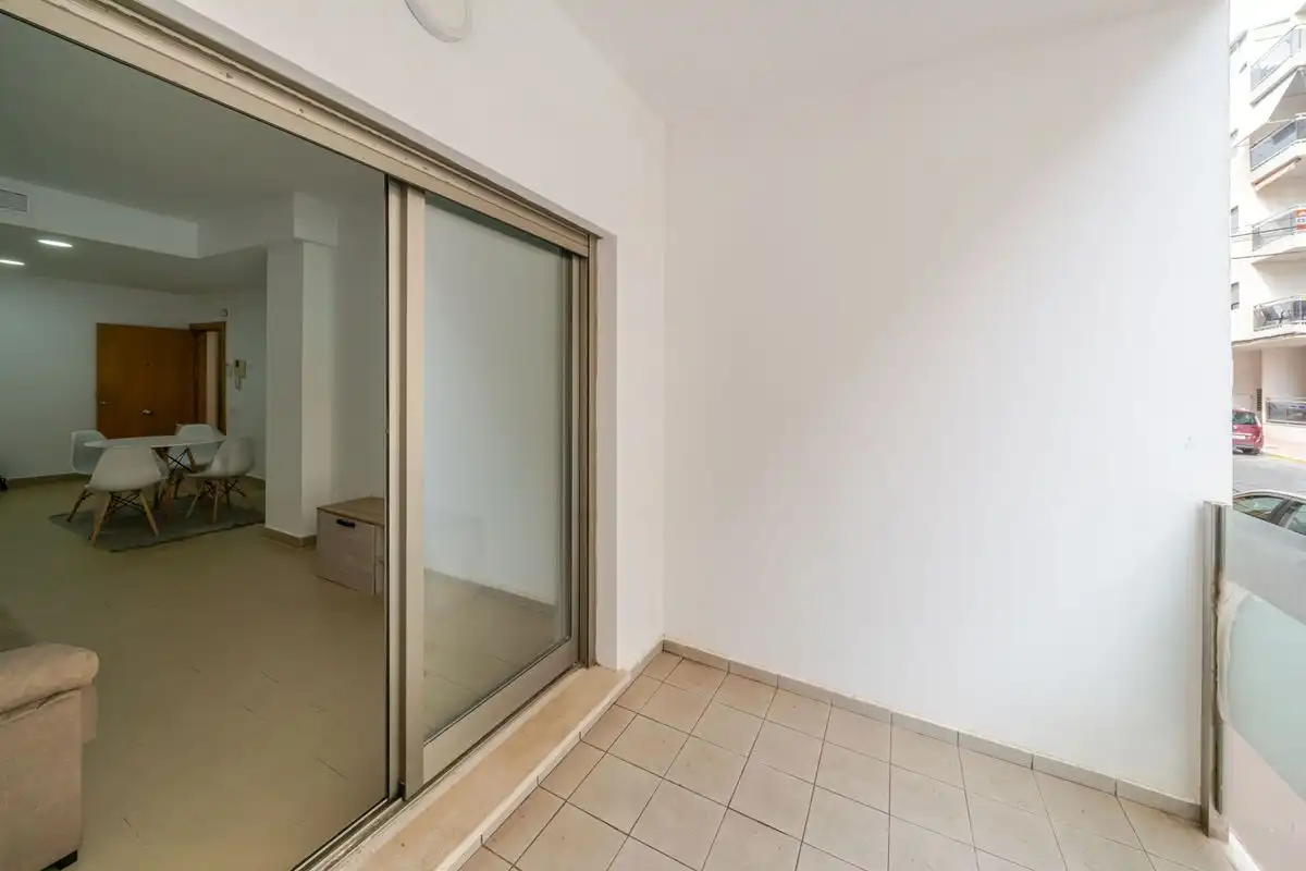 Flat with terrace for sale in Carrer Blasco Ibáñez, imagen 8
