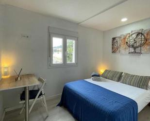 Bedroom of Flat to share in Vigo   with Air Conditioner, Heating and Terrace