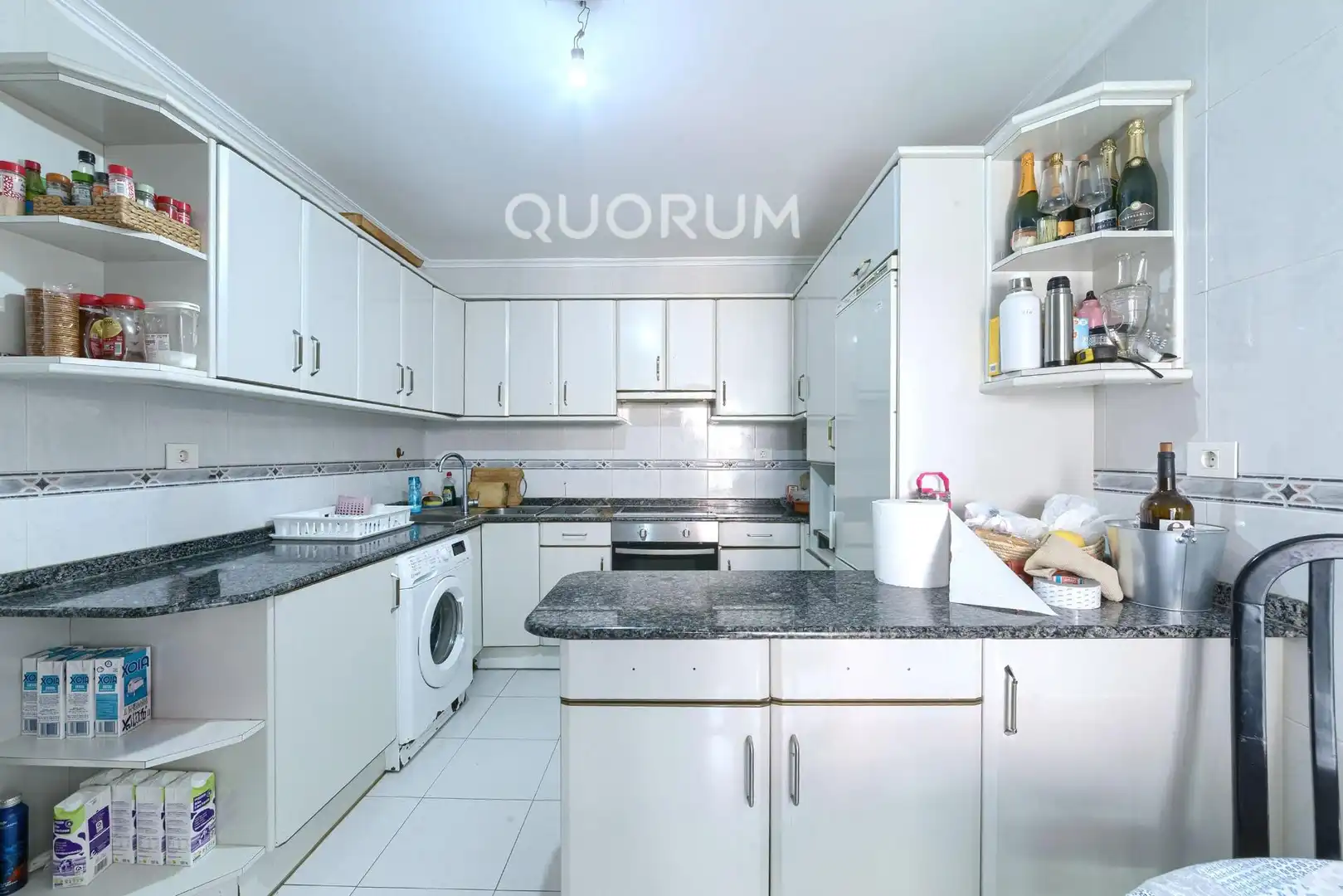 Cocina de Piso en venta en Basauri  con Calefacción y Balcón