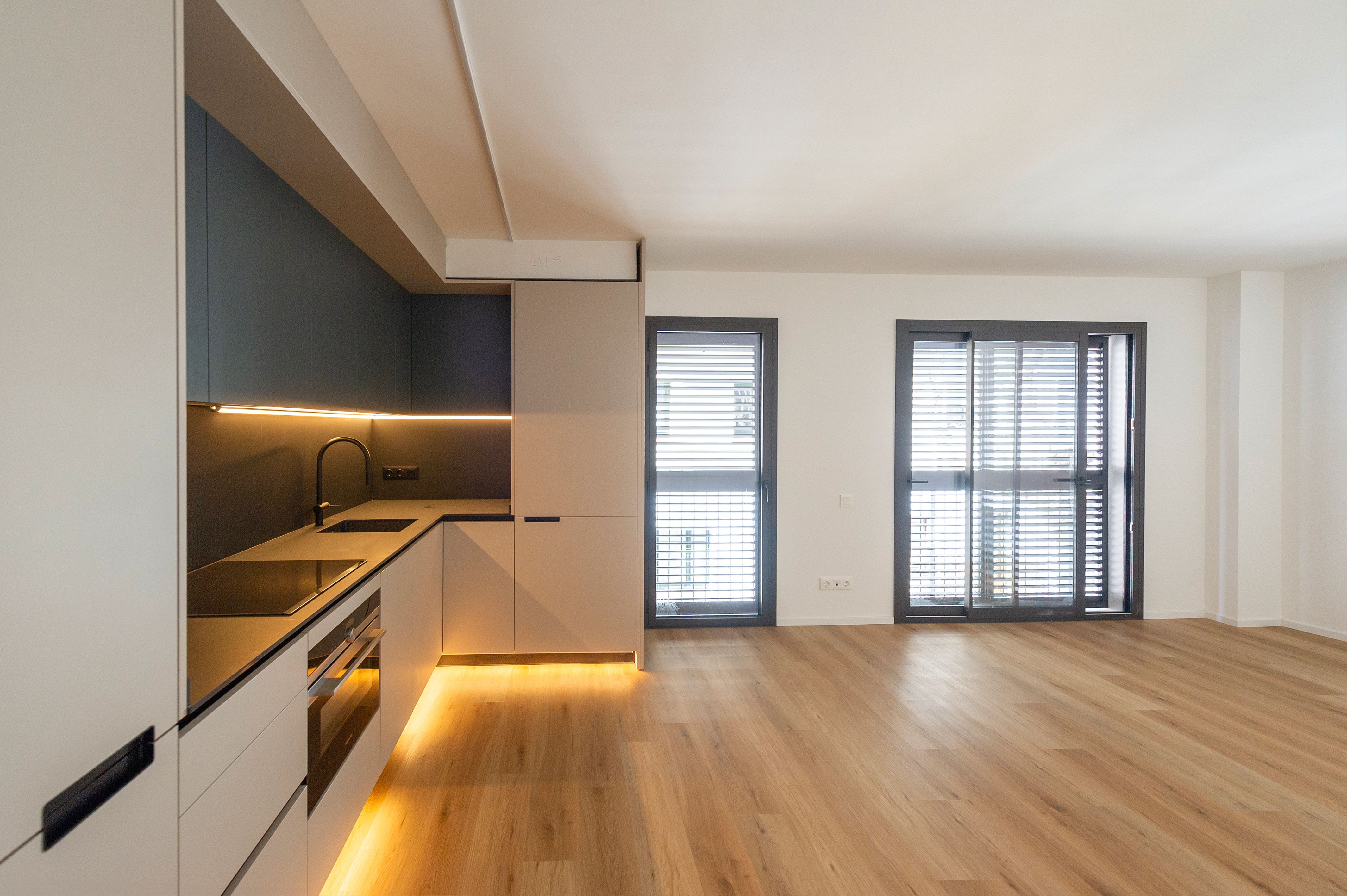 Flat for sale in Tobella, 40, Centre