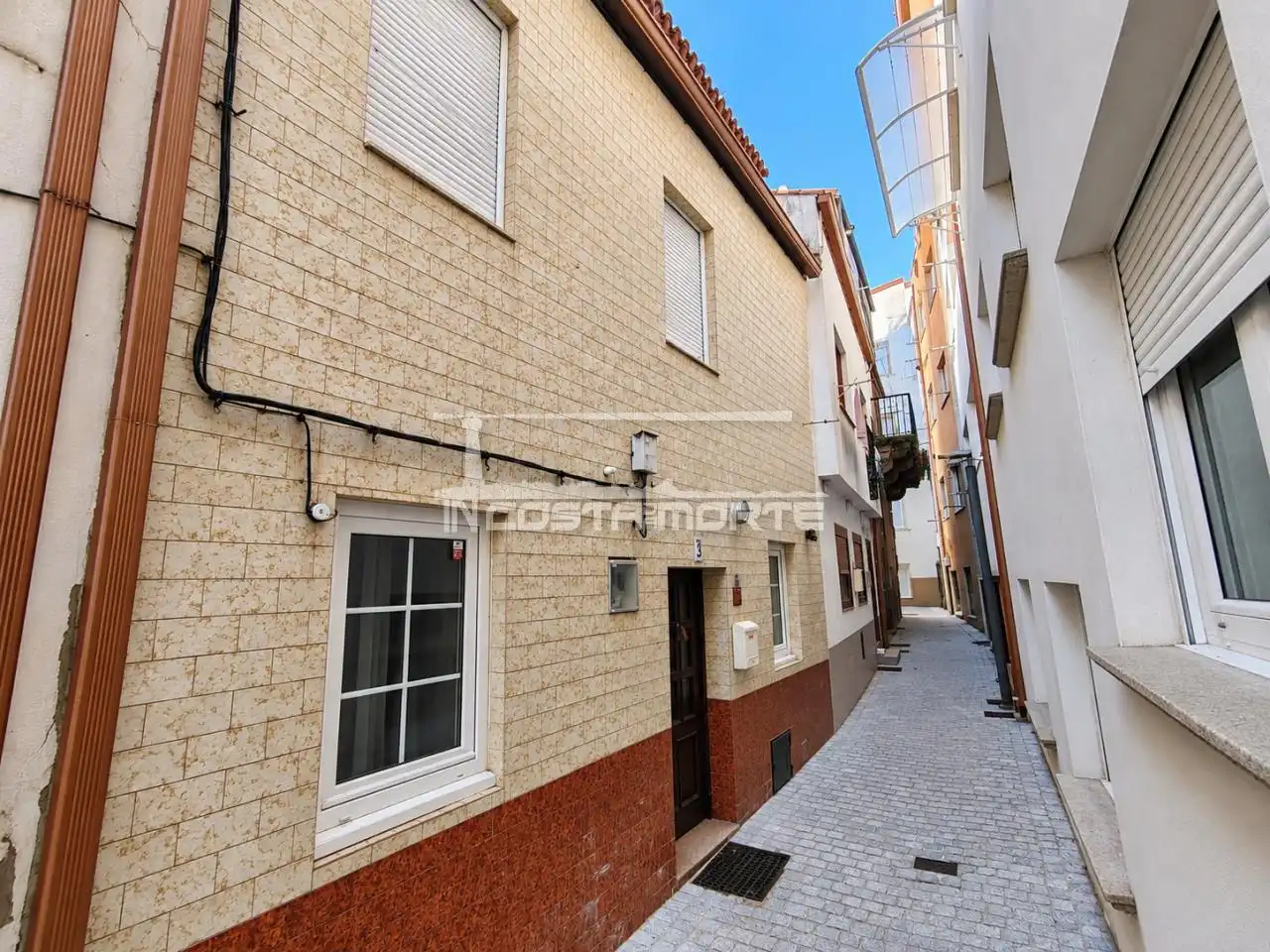 Vista exterior de Casa adosada en venta en Corcubión, A Coruña