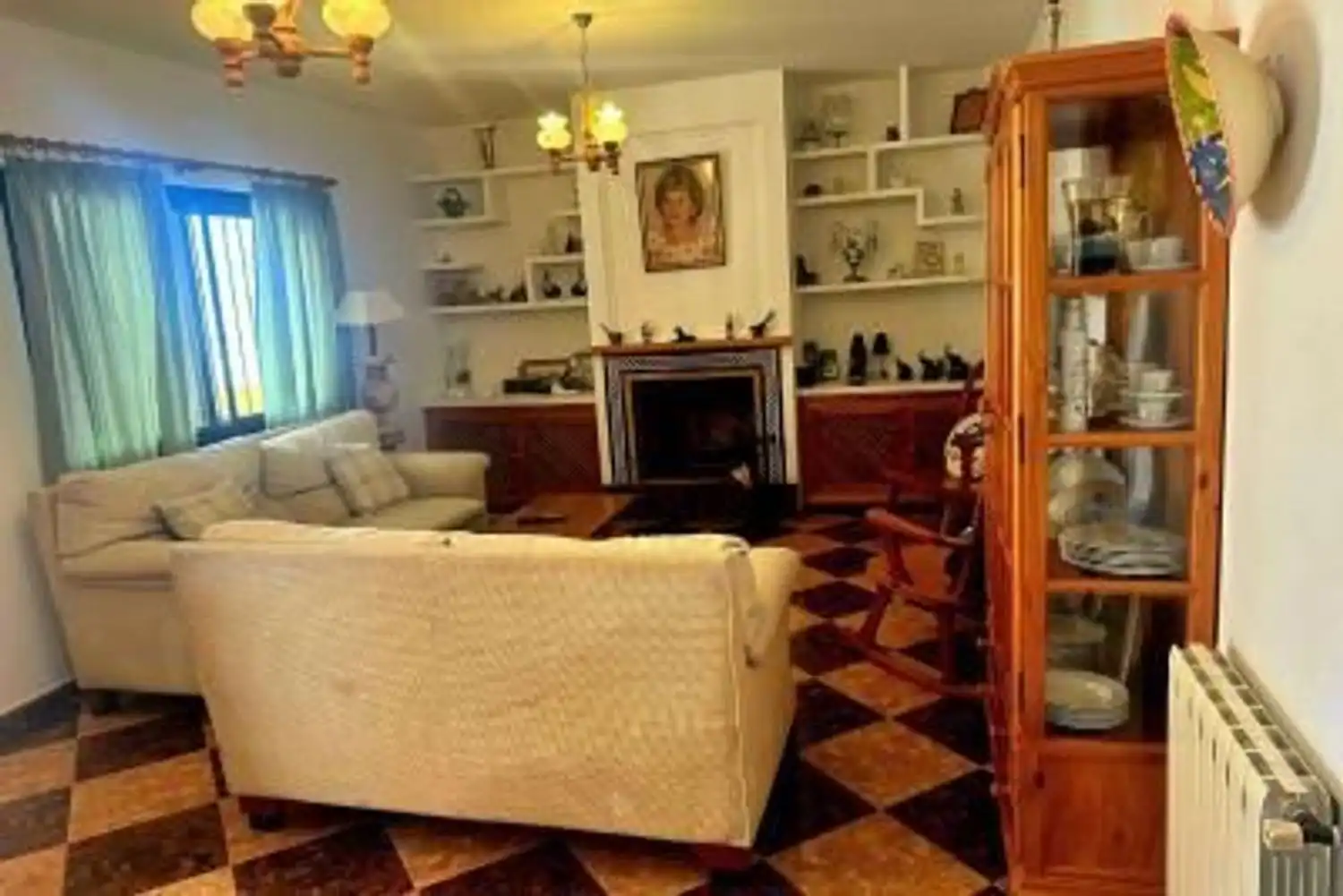 Sala de estar de Casa o chalet en venta en Marbella con Calefacción, Jardín privado y Trastero