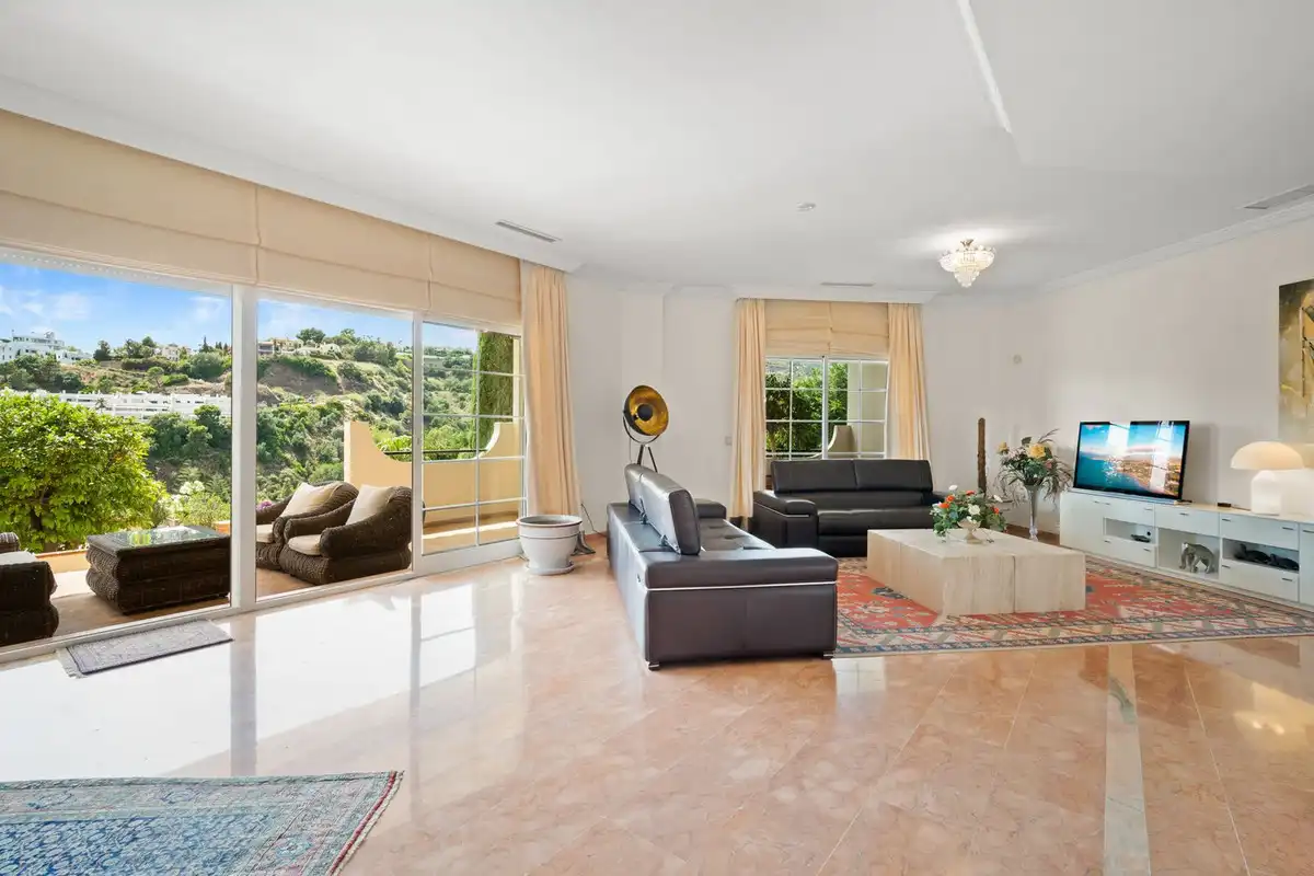Chalet con piscina en venta en Benahavís pueblo, imagen 12