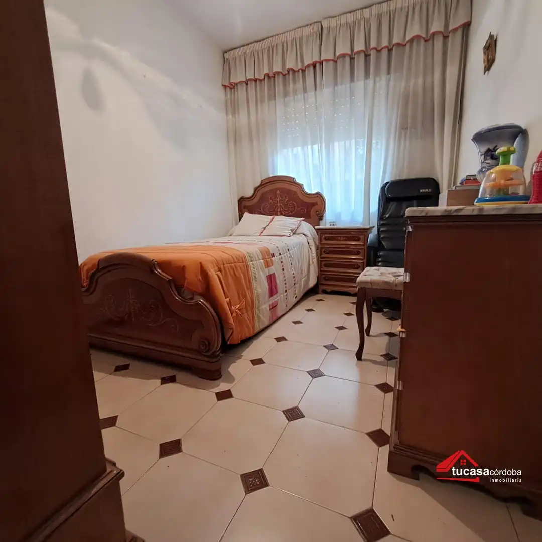 Habitación de Piso en venta en Córdoba con Aire acondicionado, Calefacción y Trastero