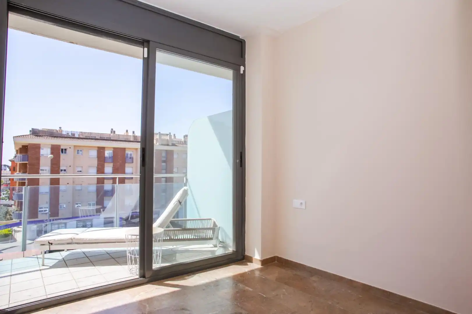 Flat for sale in Fenals