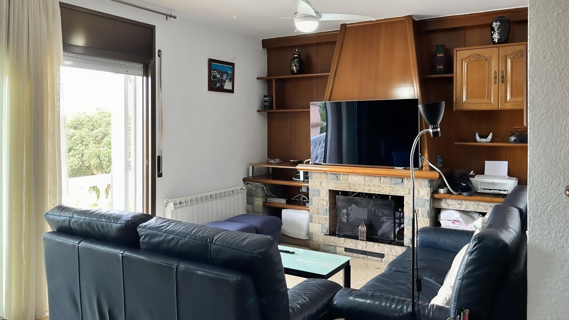 Sala d'estar de Casa o xalet en venda en Blanes amb Calefacció, Terrassa i Balcó