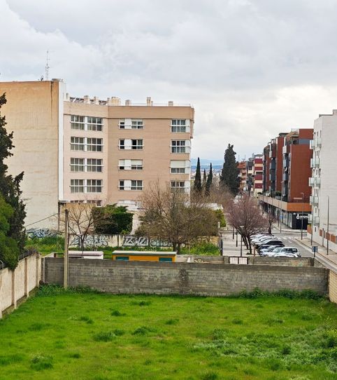 Foto 2 von Residential zum Verkauf in Calle Baladies, 11, Parque Lagos, Granada Capital