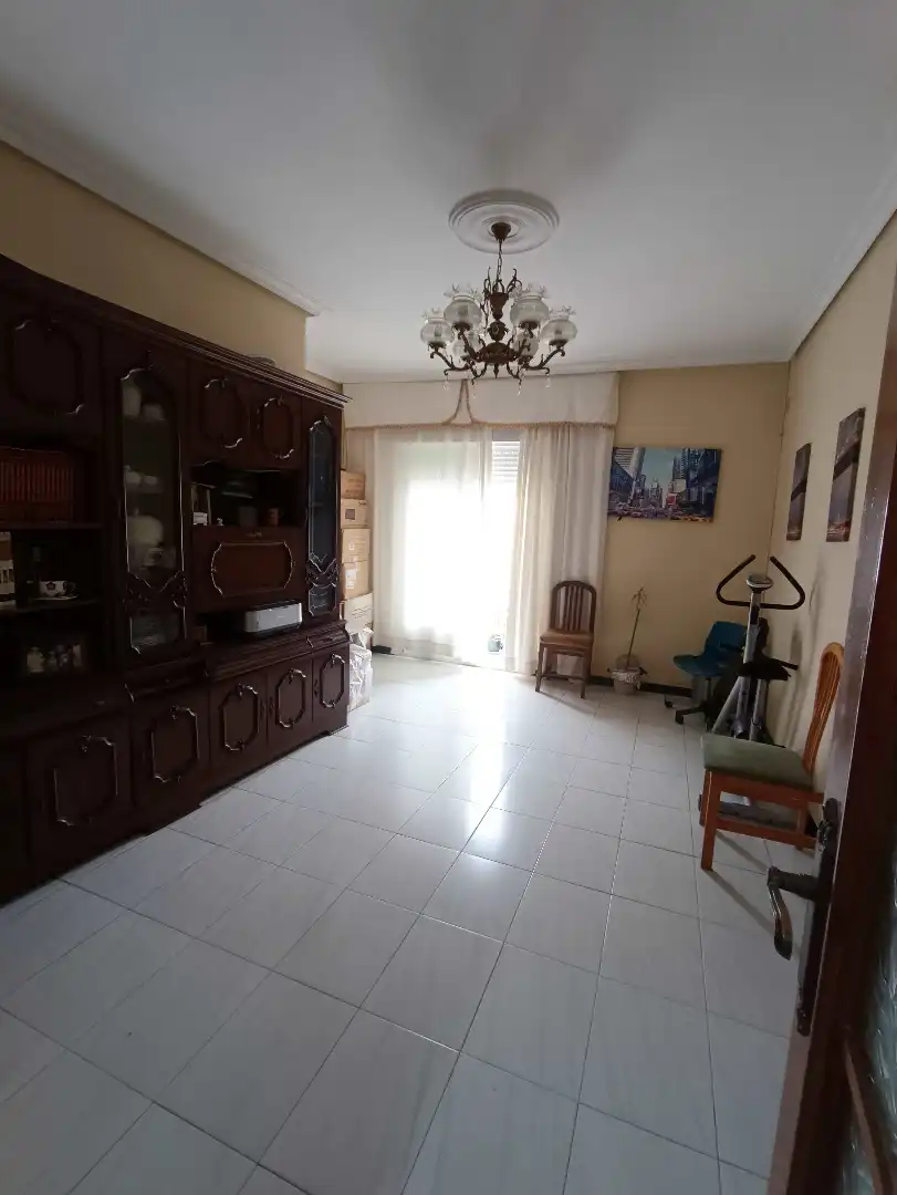 Piso con terraza en venta en Calle Pardo 25