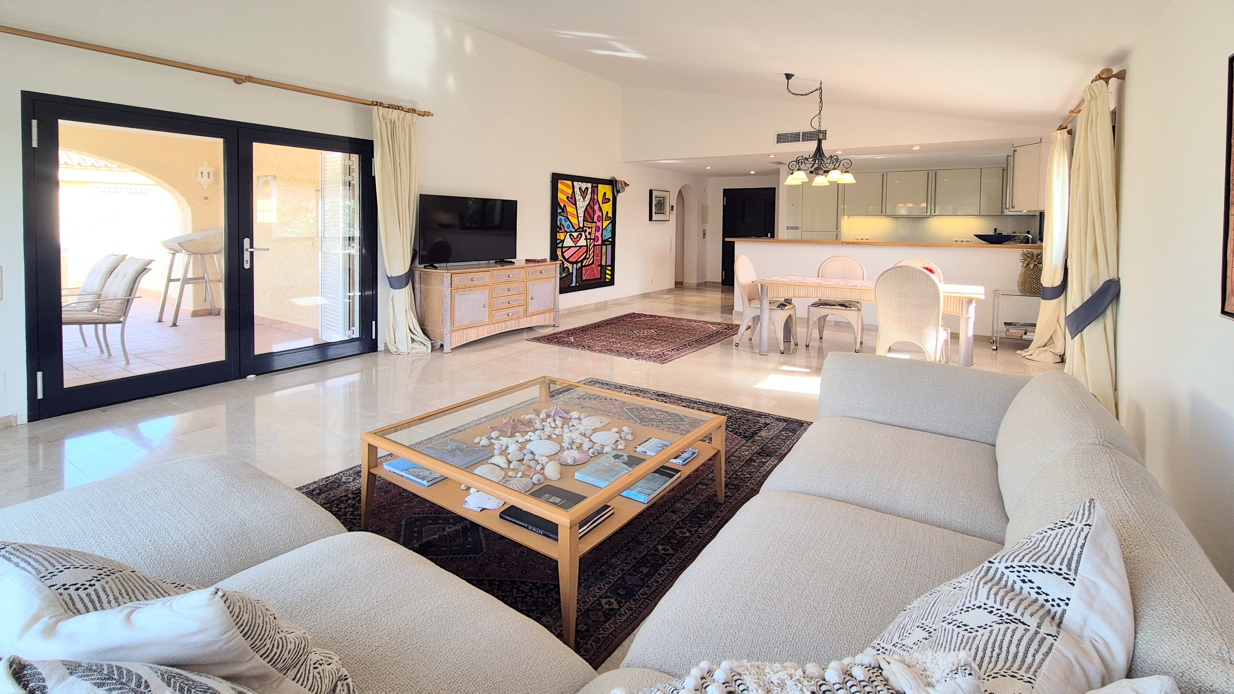 Sala d'estar de Casa adosada en venda en Calvià amb Aire condicionat i Piscina
