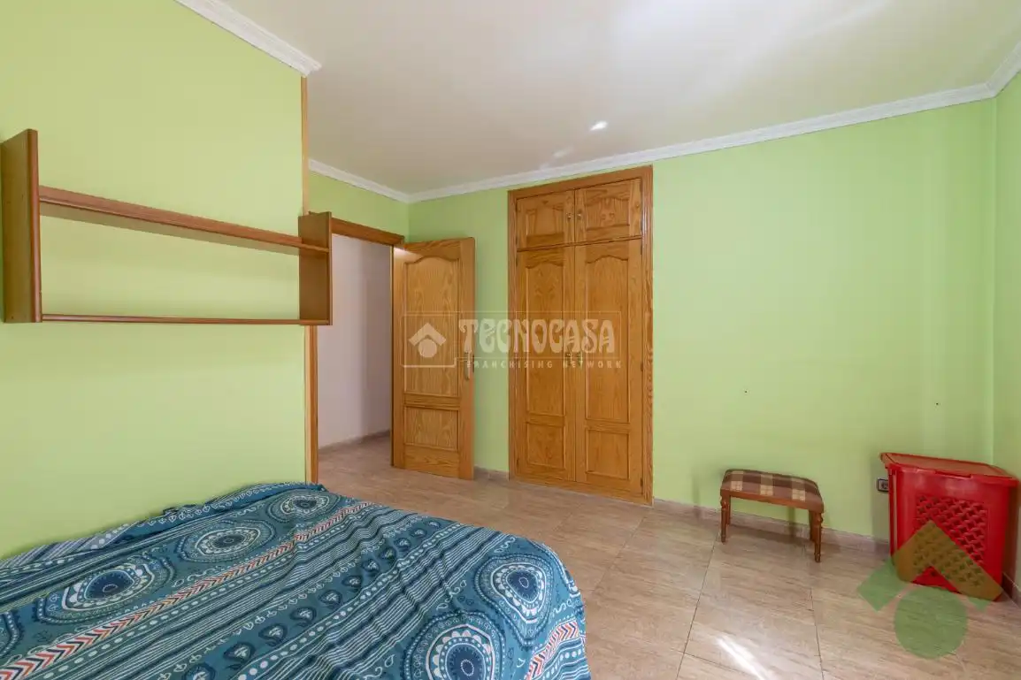 Casa adosada en venta en Barrio de Zaidín