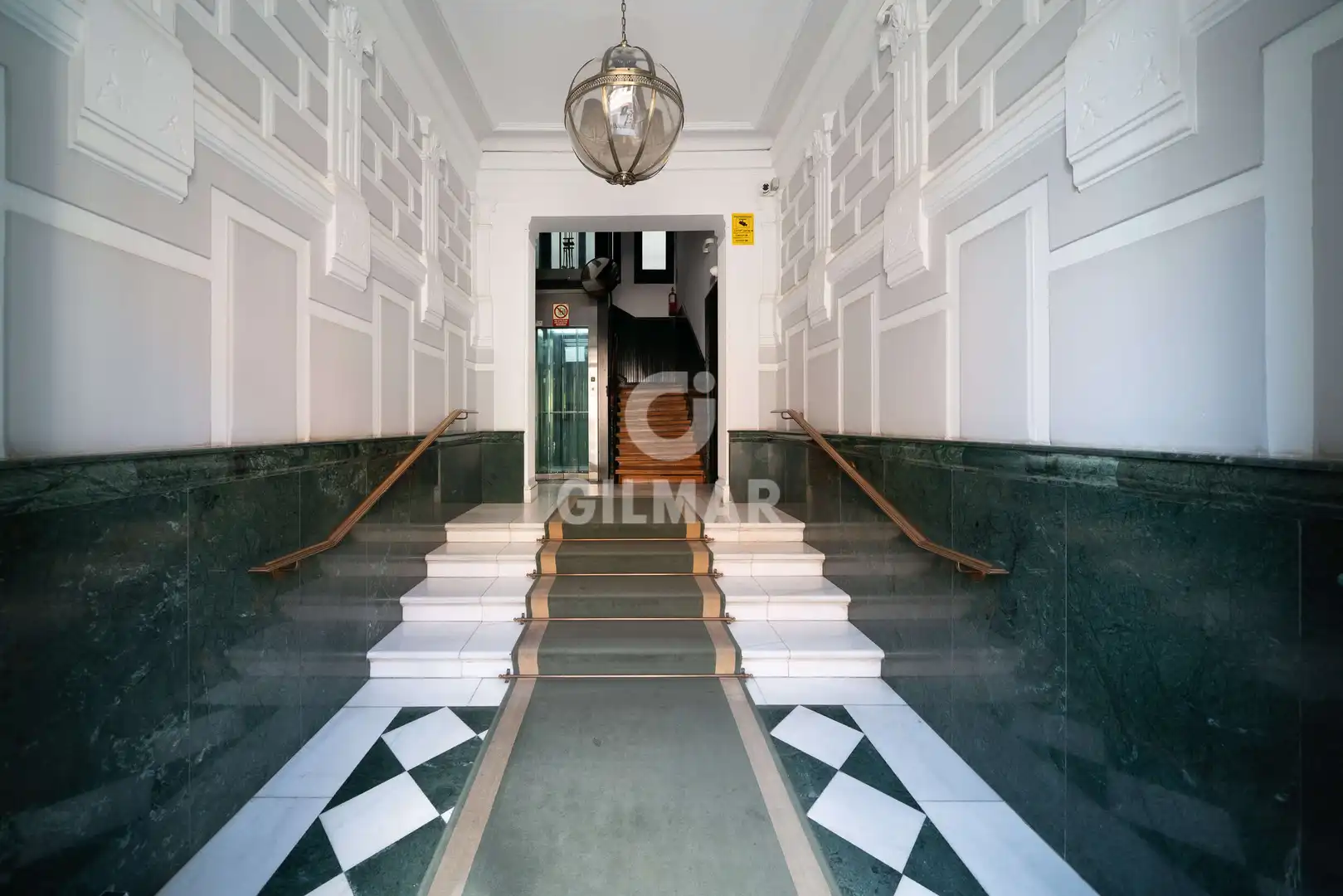 Piso en venta en Madrid con Calefacción
