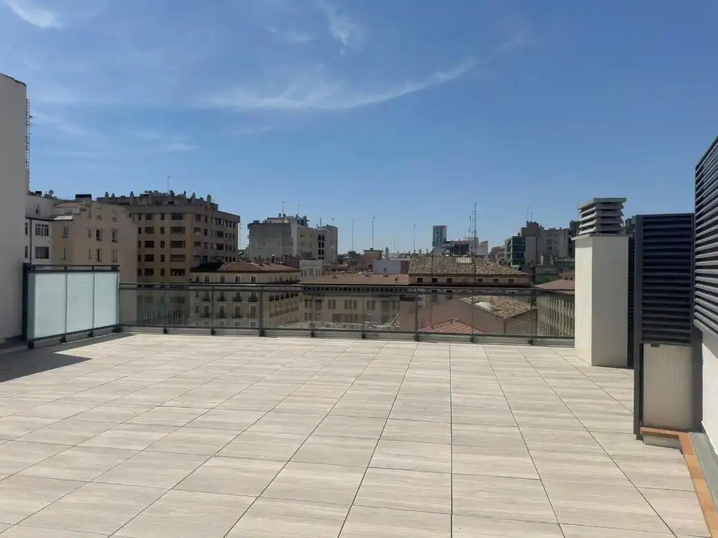 Terraza de Ático en venta en Zaragoza con Aire acondicionado, Terraza y Balcón