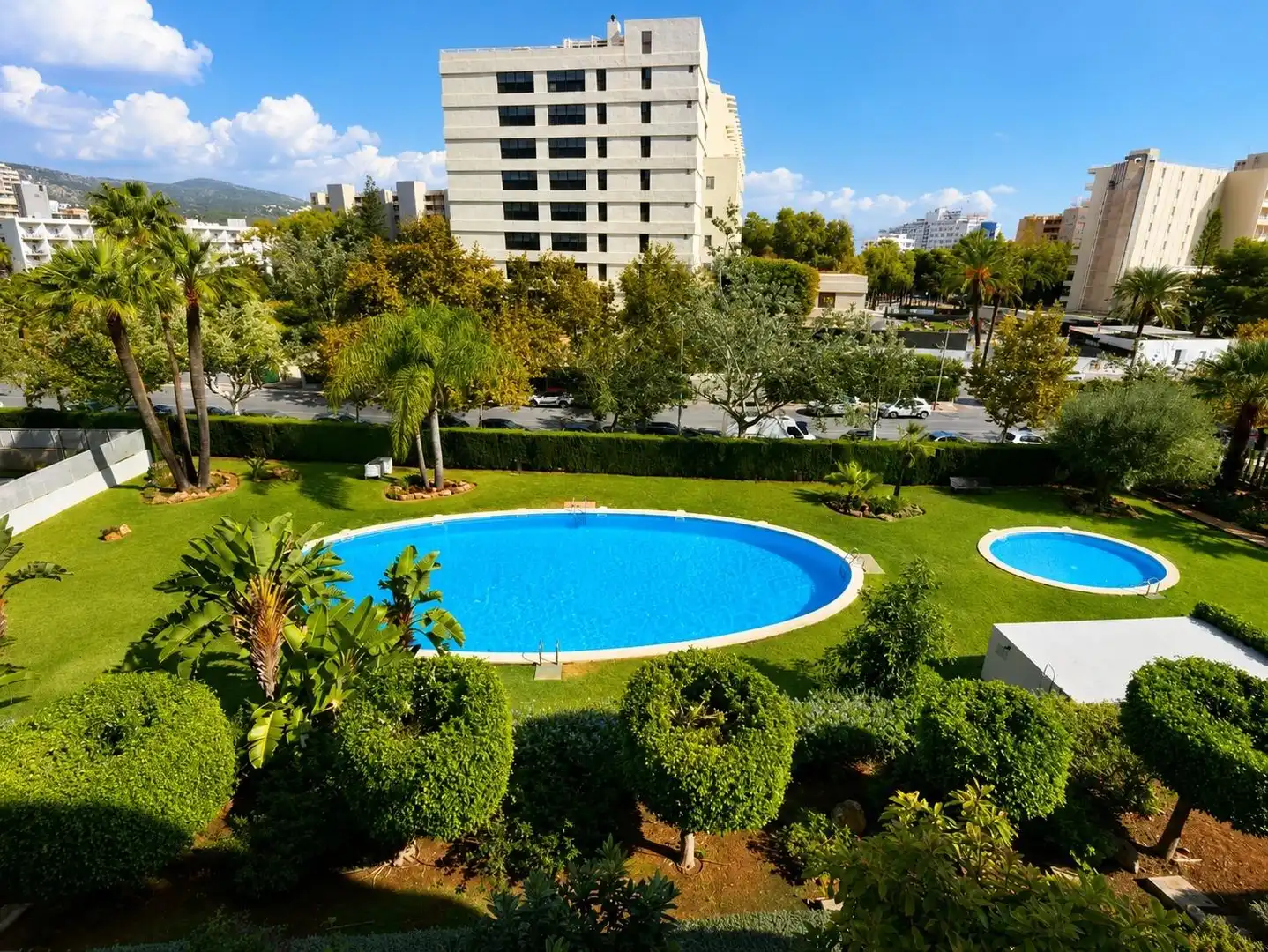 Piscina de Piso de alquiler en Calvià con Aire acondicionado, Calefacción y Terraza