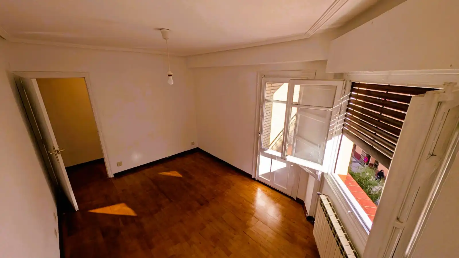 Flat for sale in Calle de Mariano Carderera, 30, Barrio de Delicias