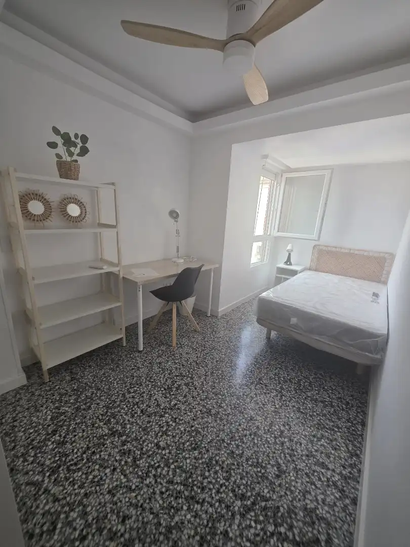 Piso con terraza en alquiler en Carrer el Camí, imagen 5
