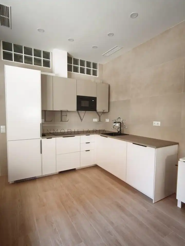 Cocina de Piso de alquiler en Málaga con Calefacción y Amueblado