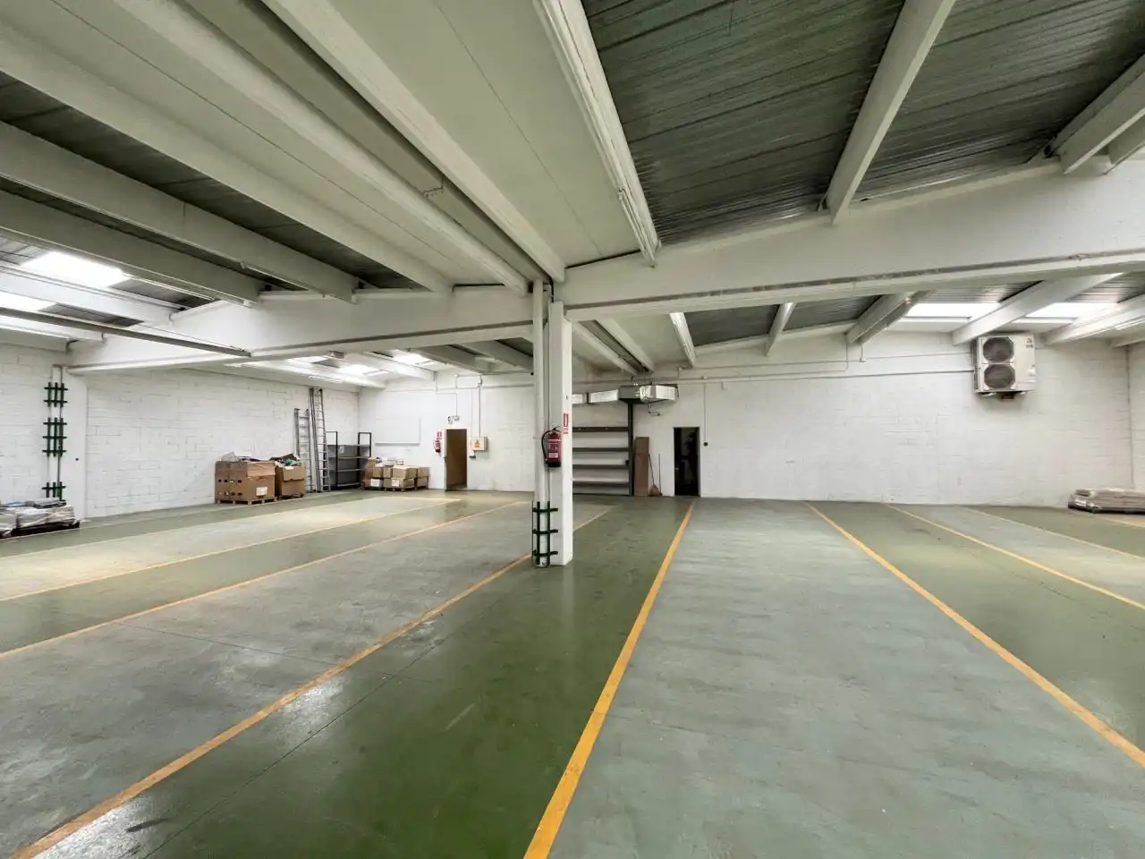 Industrial building for sale in La Palma de Cervelló, imagen 8