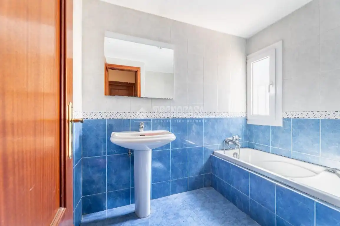 Bany de Casa o xalet en venda en Las Rozas de Madrid amb Aire condicionat, Calefacció i Terrassa
