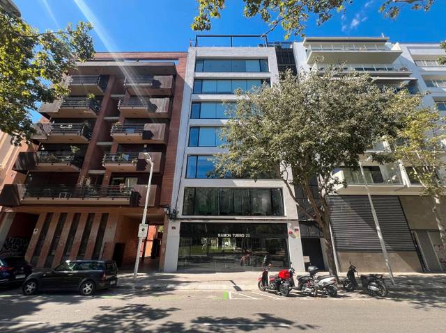 Oficina en Alquiler en Carrer de Ramon Turró, 23 en La Vila Olímpica del Poblenou