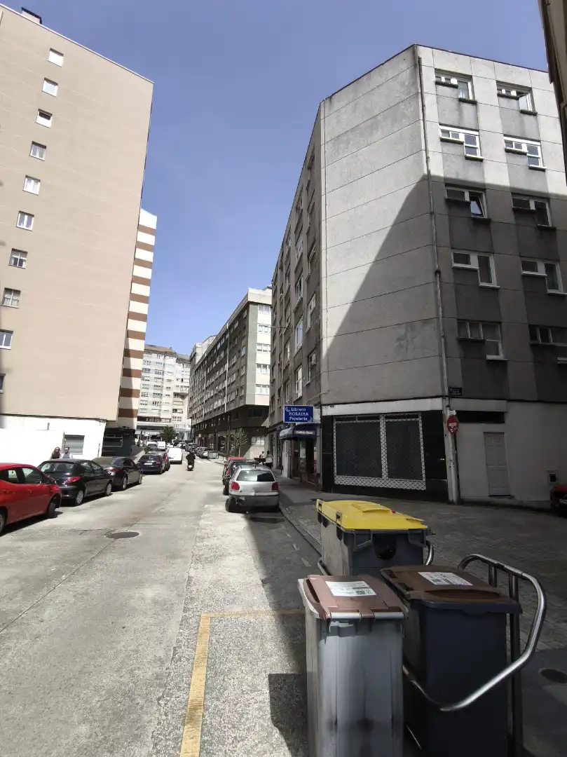 Vista exterior de Pis en venda en A Coruña Capital  amb Calefacció i Parquet