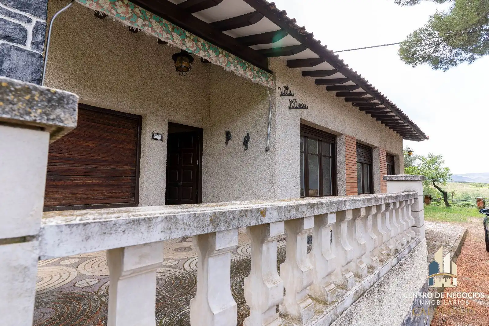 Vista exterior de Casa o xalet en venda en Calatayud amb Calefacció i Piscina